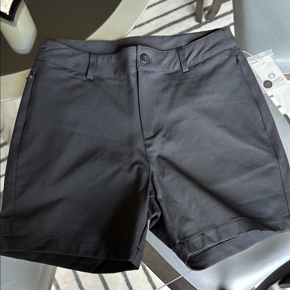 NWT Mono B women’s black shorts - Size small